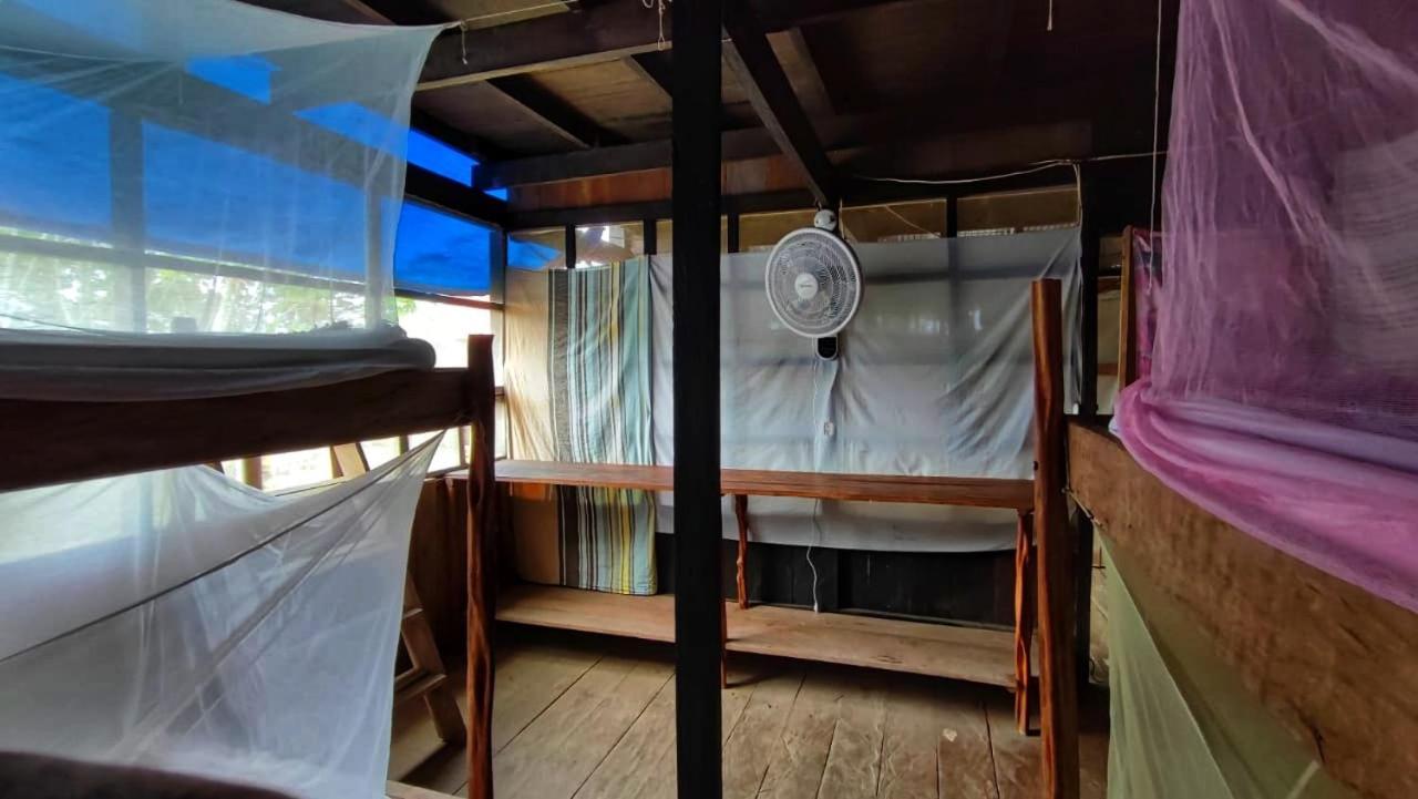 Hospedaje Y Tours Reina Arriera Amazonas Colombia Macedonia 外观 照片