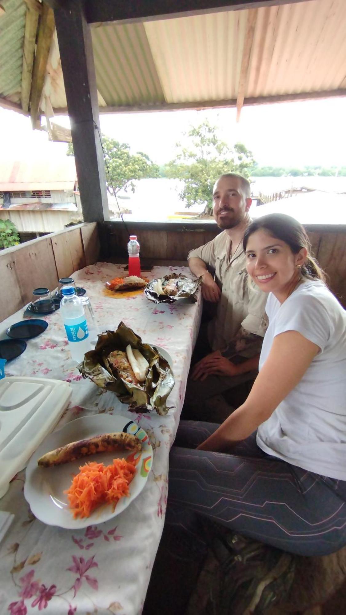 Hospedaje Y Tours Reina Arriera Amazonas Colombia Macedonia 外观 照片