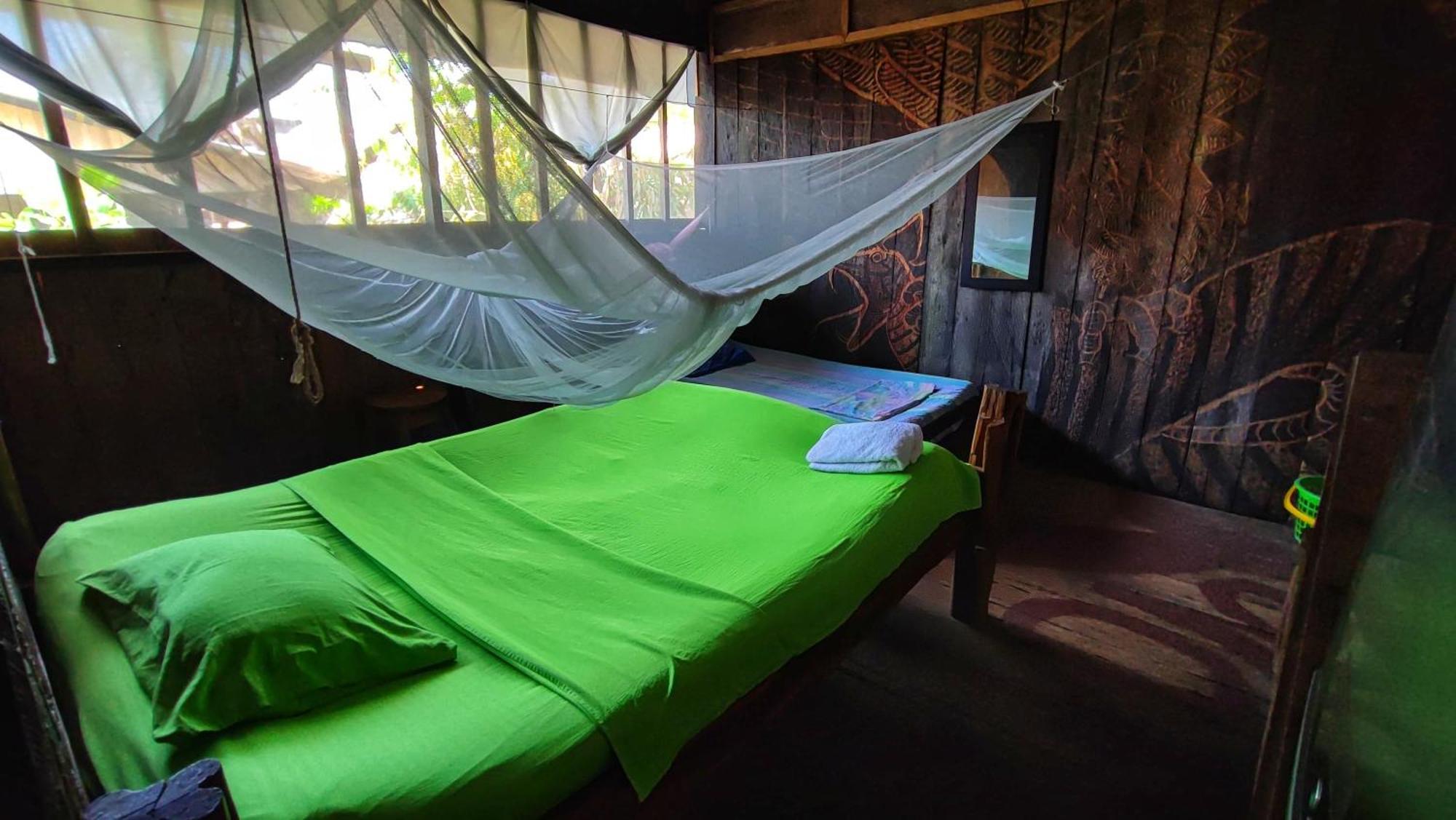 Hospedaje Y Tours Reina Arriera Amazonas Colombia Macedonia 外观 照片