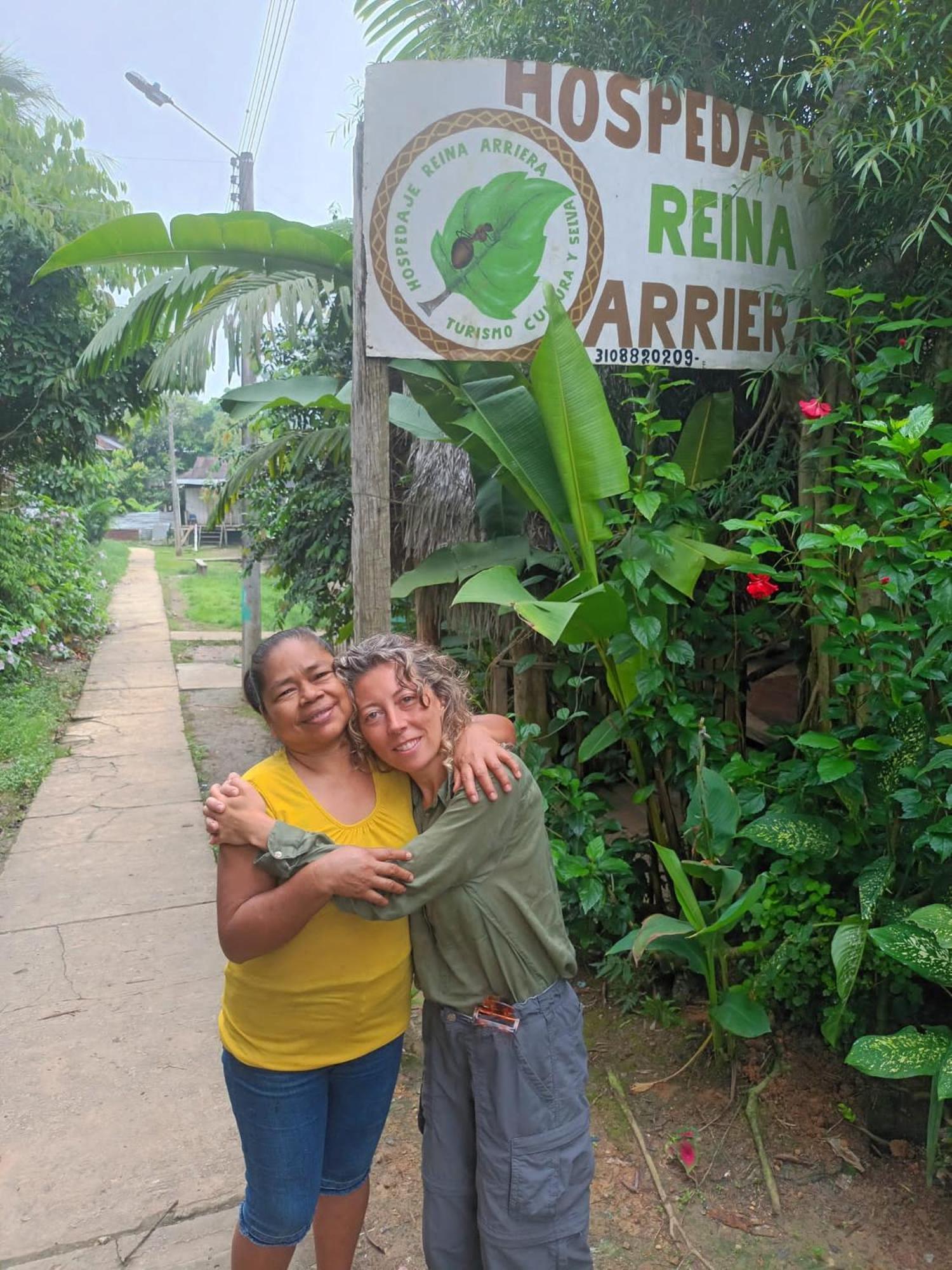 Hospedaje Y Tours Reina Arriera Amazonas Colombia Macedonia 外观 照片