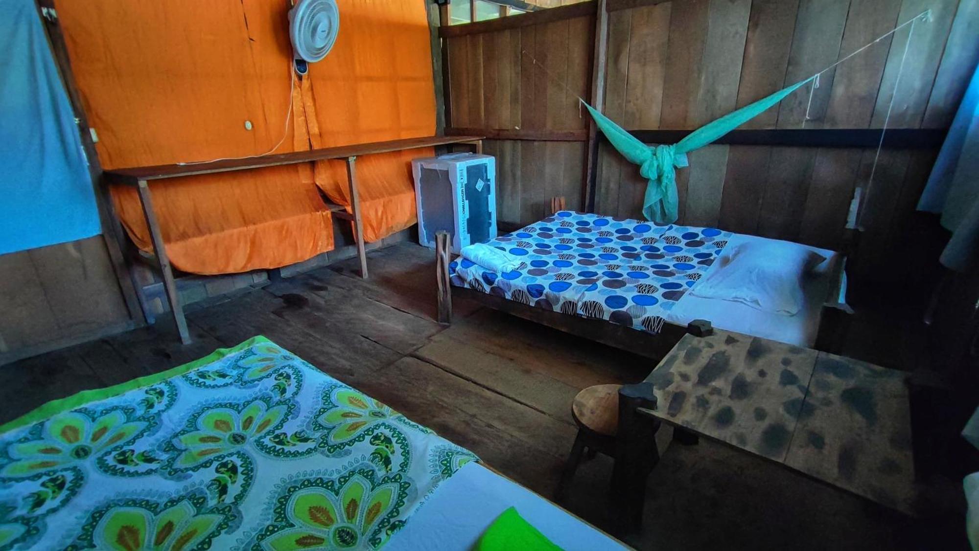 Hospedaje Y Tours Reina Arriera Amazonas Colombia Macedonia 外观 照片