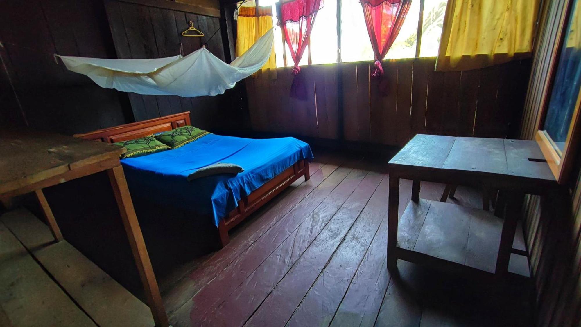Hospedaje Y Tours Reina Arriera Amazonas Colombia Macedonia 外观 照片